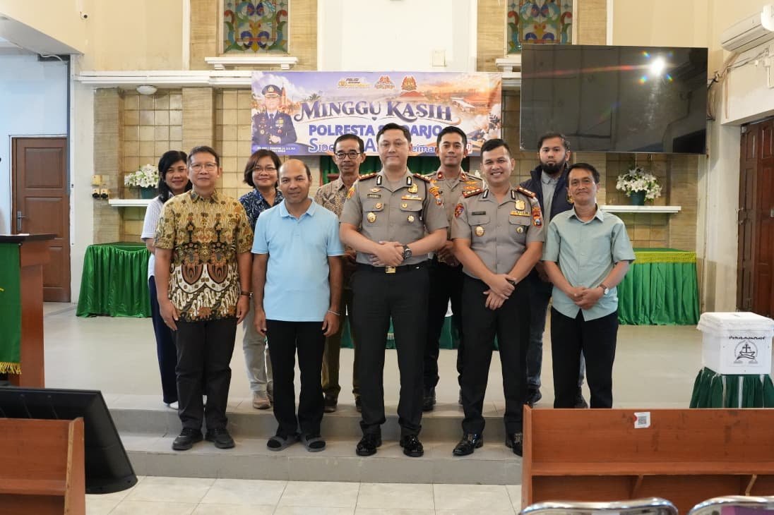 Minggu Kasih Polresta Sidoarjo: Rajut Kehangatan Bersama Jemaat Gereja Demi Kamtibmas Kondusif